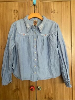 Classic Rock Couture Chambray Western Embroidered Blouse Top Shirt L GUC